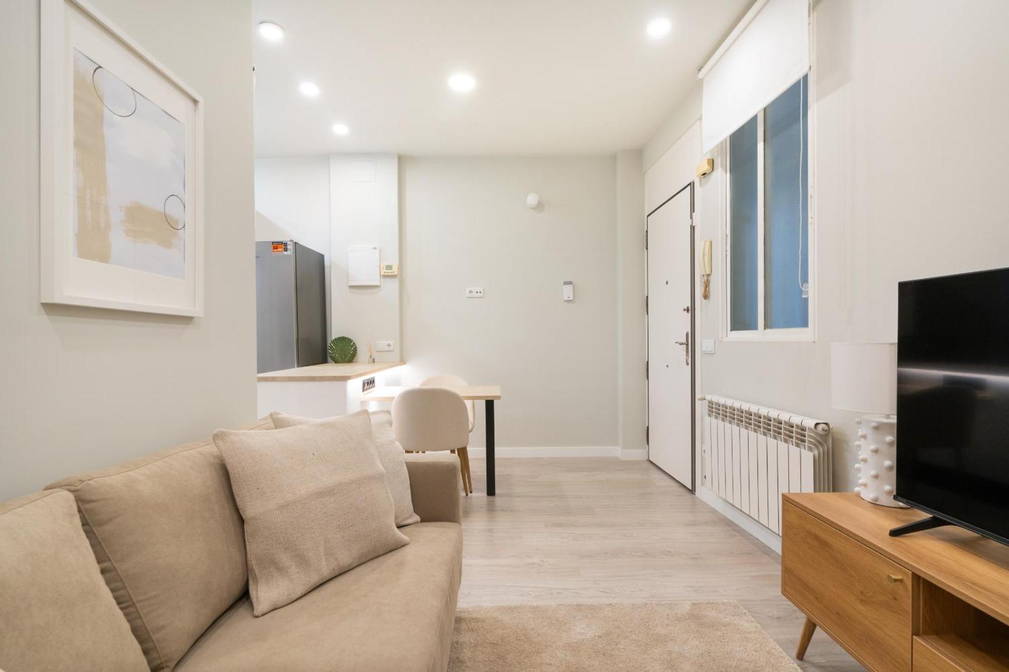 מדריד Apartamento Reformado En Metro Ibiza Alquiler Temporal מראה חיצוני תמונה