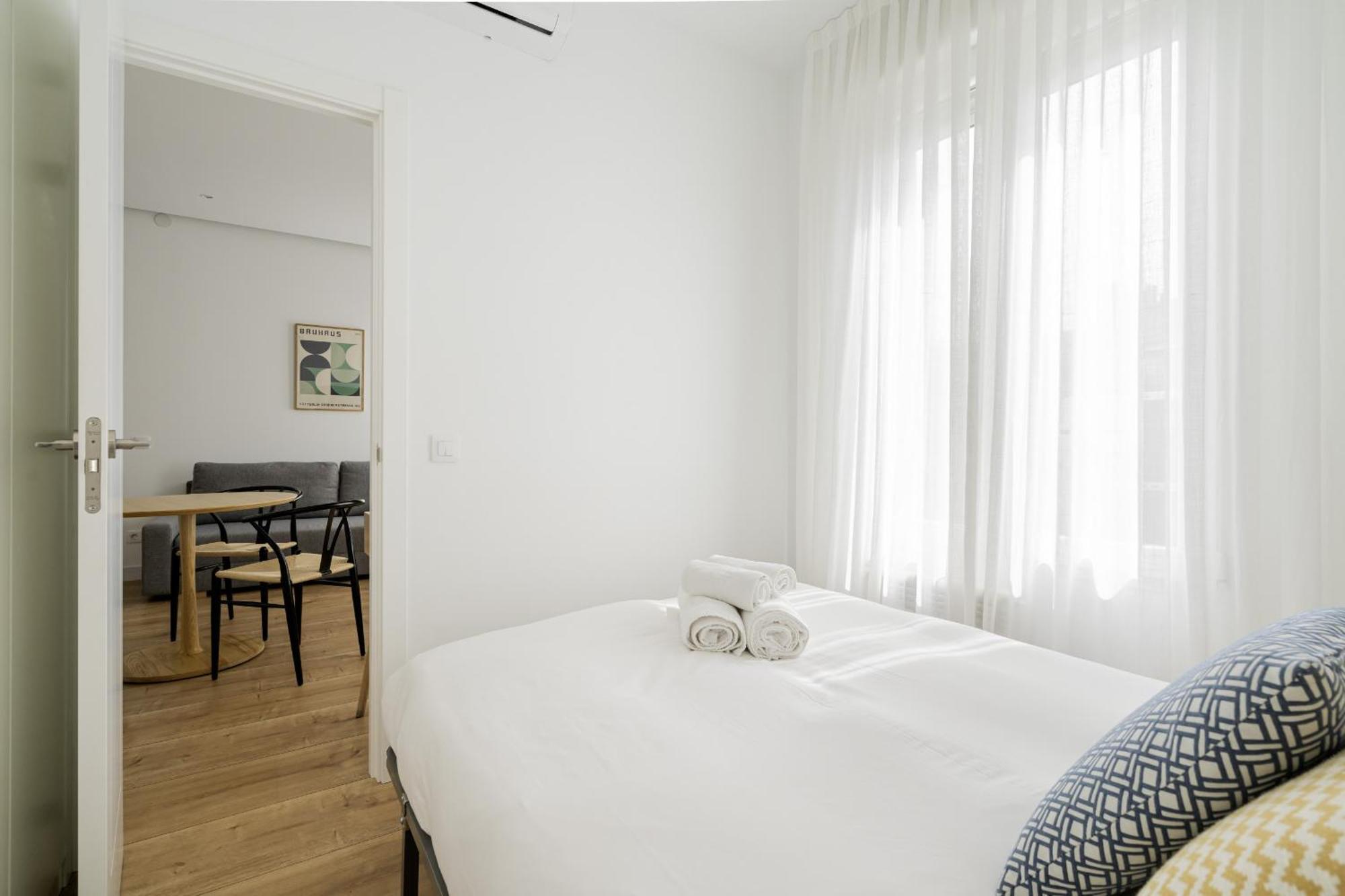 מדריד Apartamento Reformado En Metro Ibiza Alquiler Temporal מראה חיצוני תמונה